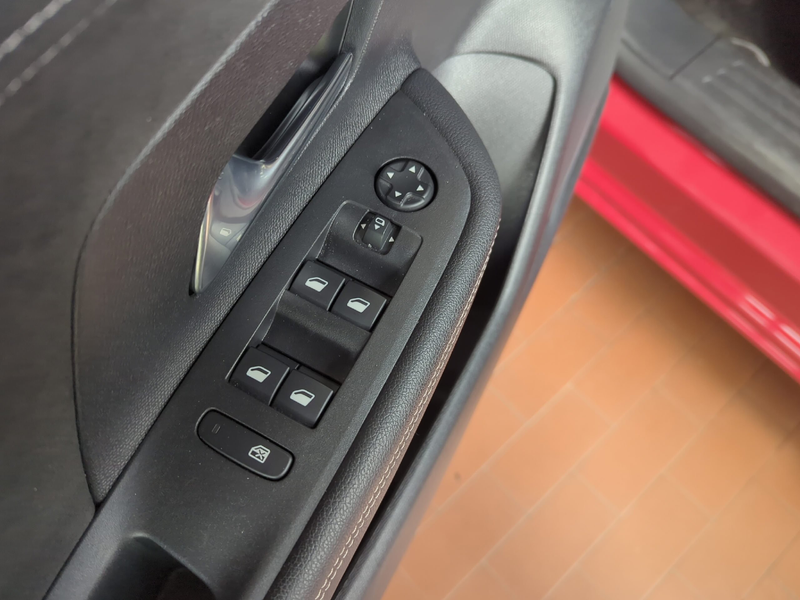 Opel Mokka 1.2 Turbo Ultimate Alcantara+LED+Navi+SHZ — photo 13