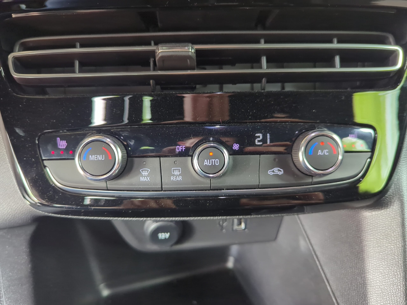 Opel Mokka 1.2 Turbo Ultimate Alcantara+LED+Navi+SHZ — photo 18