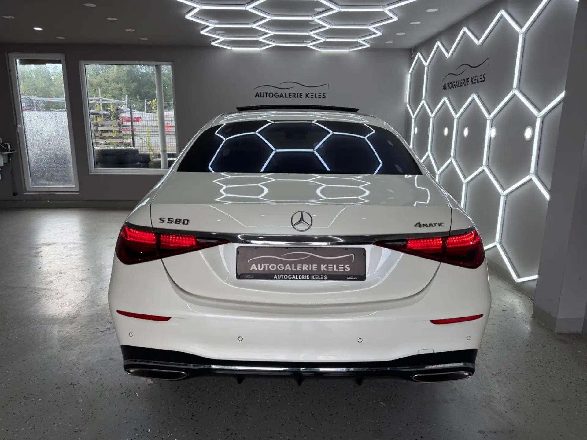 벤츠 Mercedes-Benz S-Class S 580 2023 흰색 사진 6