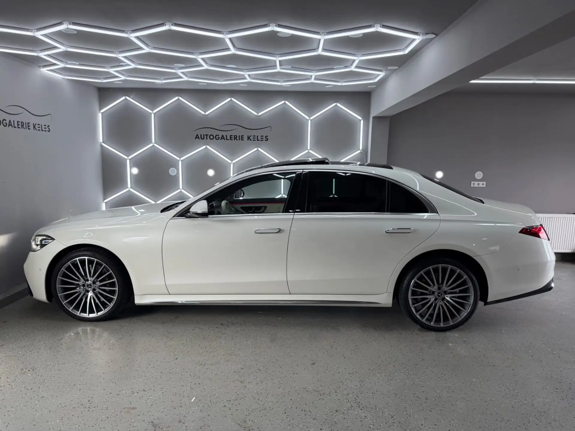 벤츠 Mercedes-Benz S-Class S 580 2023 흰색 사진 7