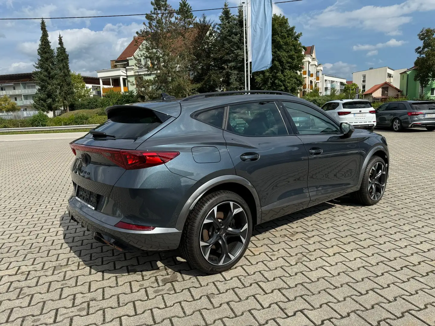 CUPRA Formentor VZ e-HYBRID 245 PS DSG Grau - 2