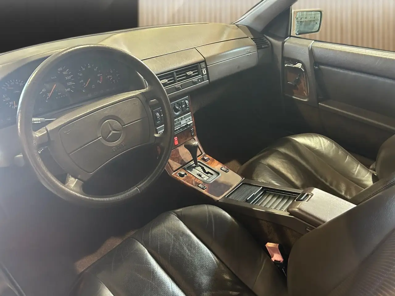 Mercedes-Benz SL 300 Originalzustand H-Kennzeichen, foto 11