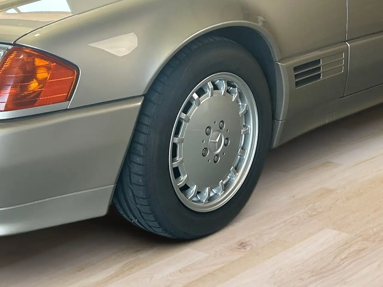 Mercedes-Benz SL 300 Originalzustand H-Kennzeichen, foto 6