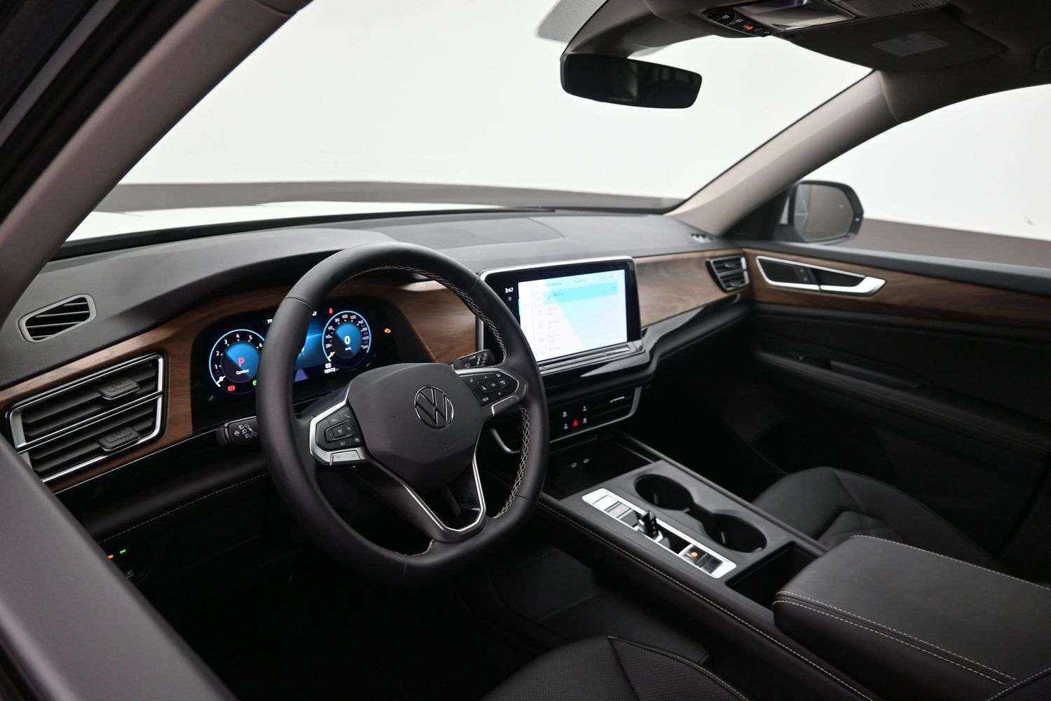 2026 Volkswagen Atlas 4MOTION COMFORTLINE TONS OF SPACE! THIRD ROW, REMO — снимка 5