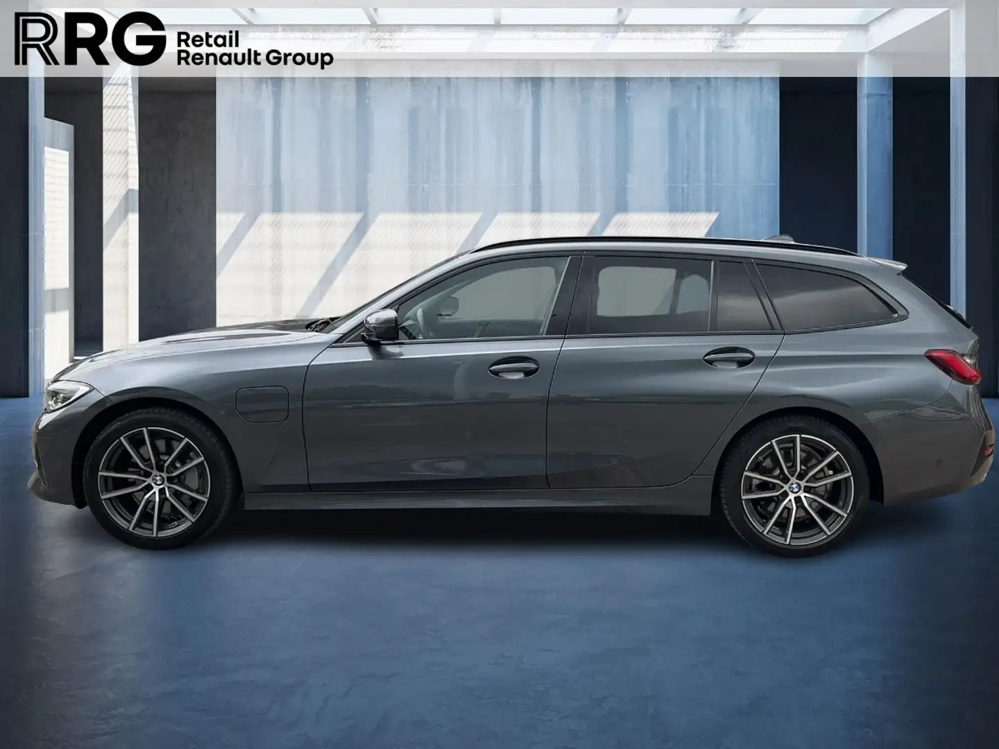 BMW 330 Sport Line Grau - 2