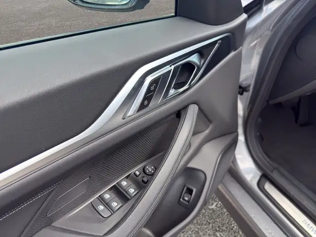 BMW I4 view 9