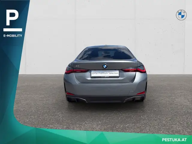 BMW I4 view 5