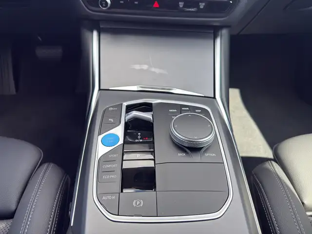 BMW I4 view 14