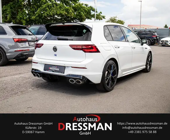 Volkswagen Golf view 4