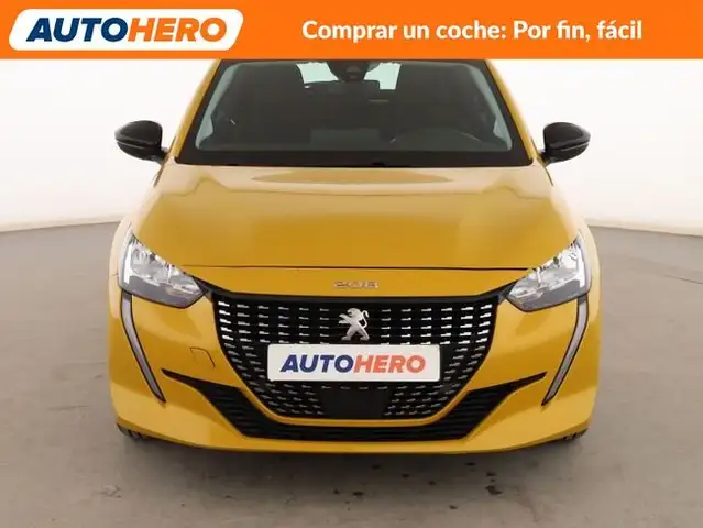 Peugeot 208 view 9