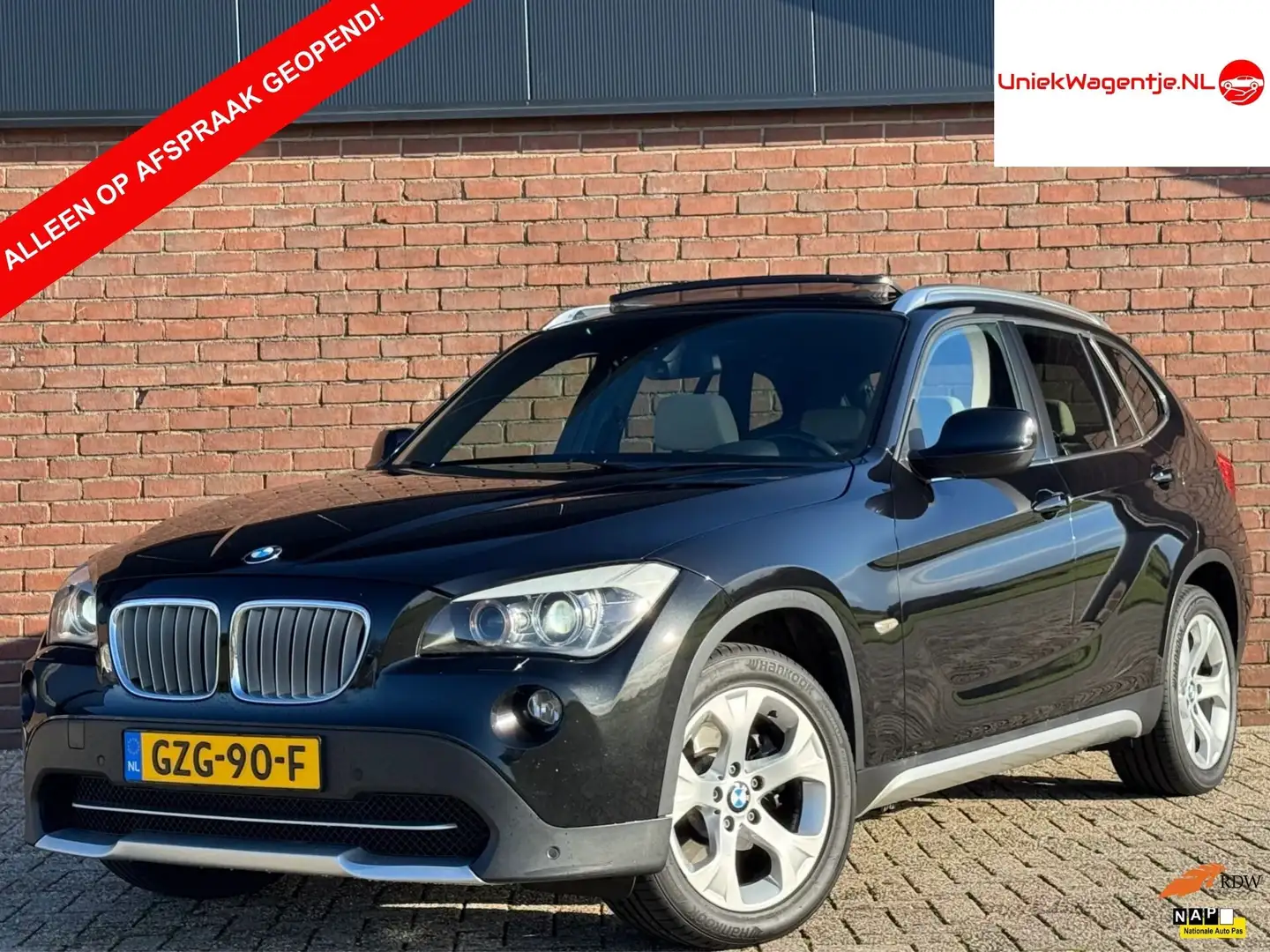 BMW X1 xDrive23d EXECUTIVE | LEDER! | PANODAK! | NAVI-PRO Noir - 1
