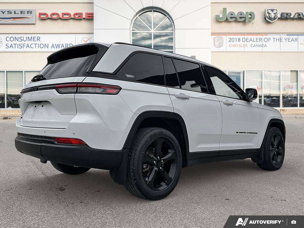 2024 Jeep Grand Cherokee Altitude — снимка 1