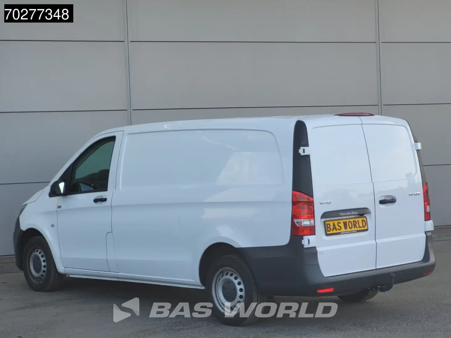 Mercedes-Benz Vito 114 Automaat L2H1 Trekhaak Navi Airco Cruise Camer Wit - 2