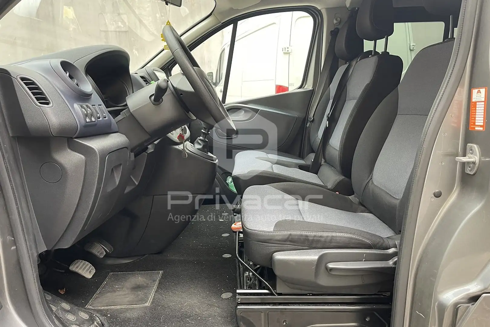Opel Vivaro Vivaro 29 1.6 BiTurbo 145CV S&S EcoFLEX PL-TN Combi Sport Argento - 2
