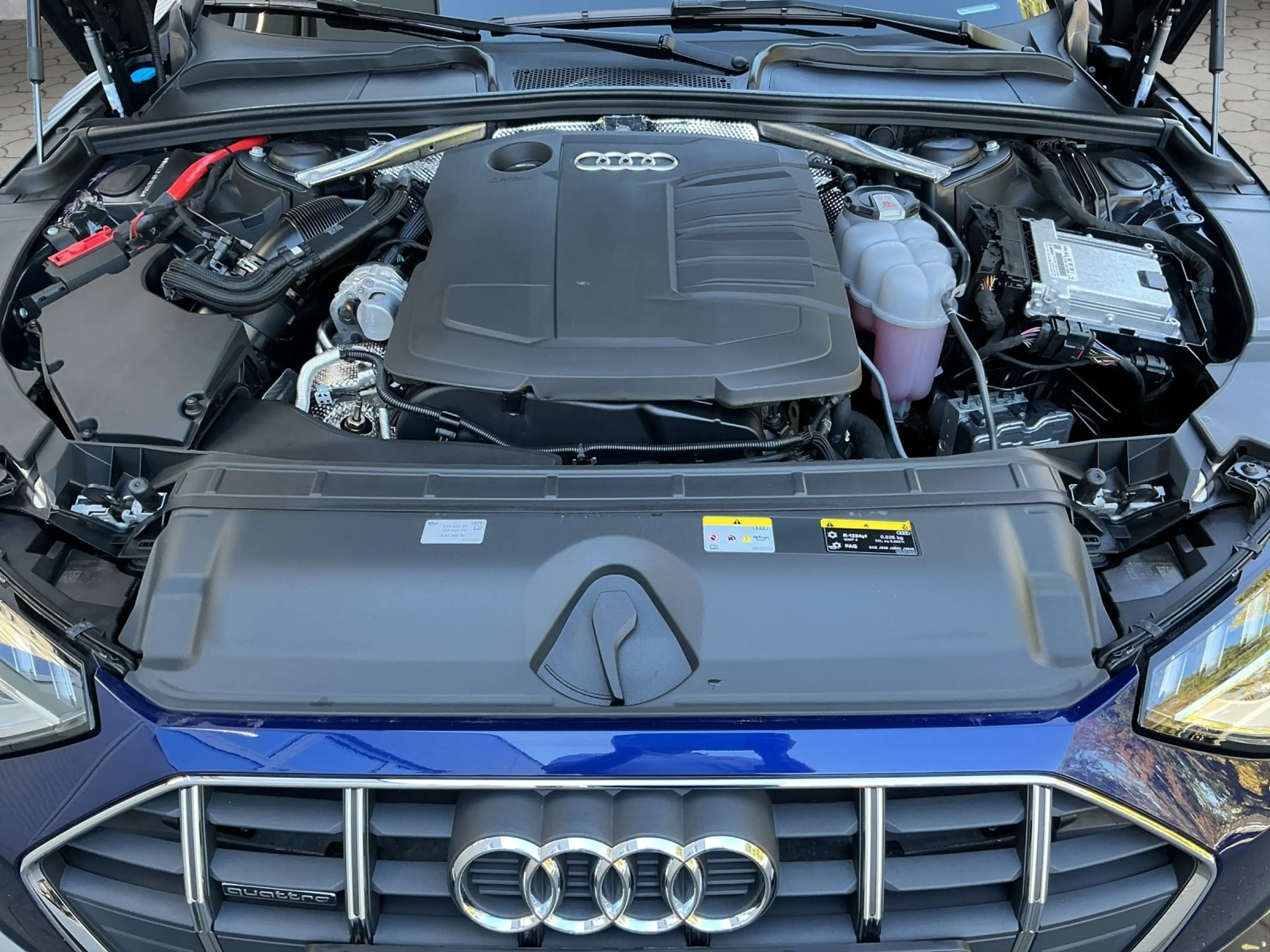 Audi A4 allroad 40 TDI quat. S-tron EL.SITZ/RFK/VC/LED — photo 12