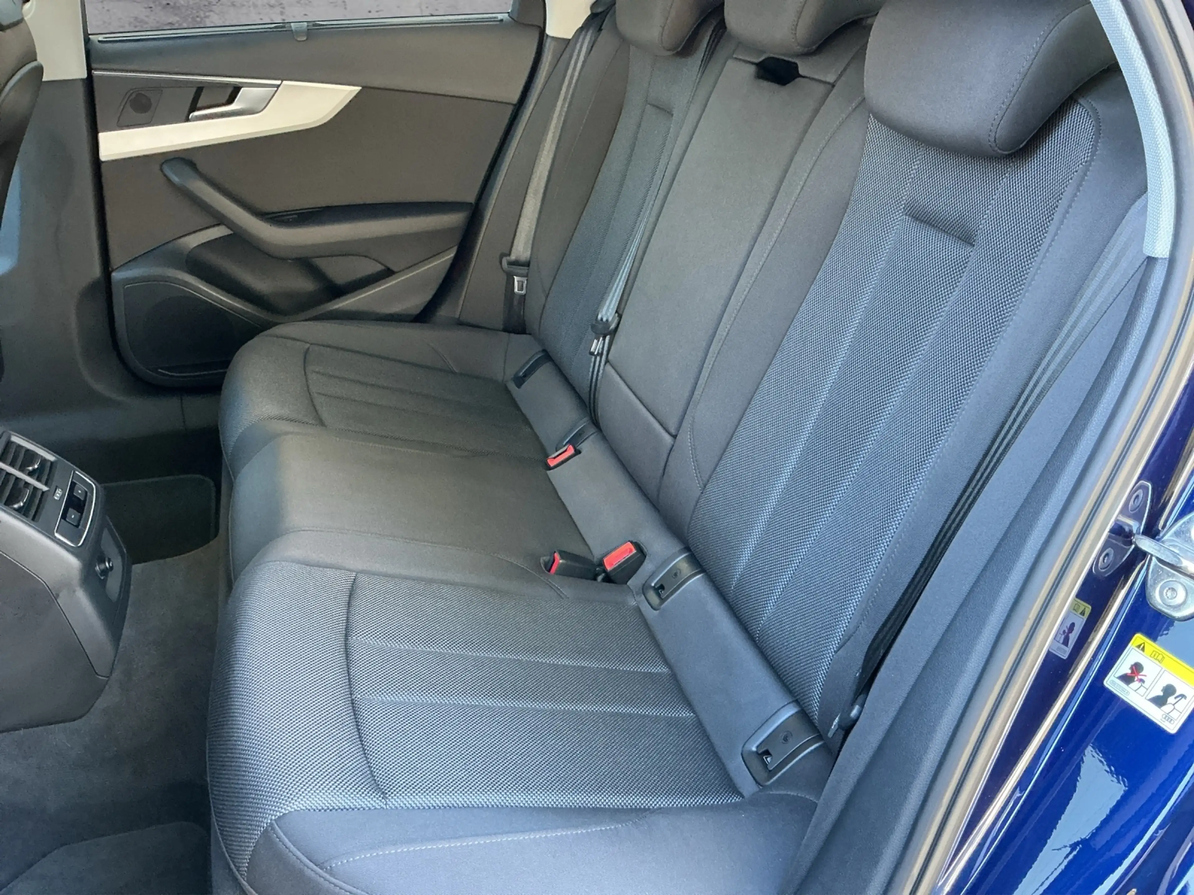 Audi A4 allroad 40 TDI quat. S-tron EL.SITZ/RFK/VC/LED — photo 11