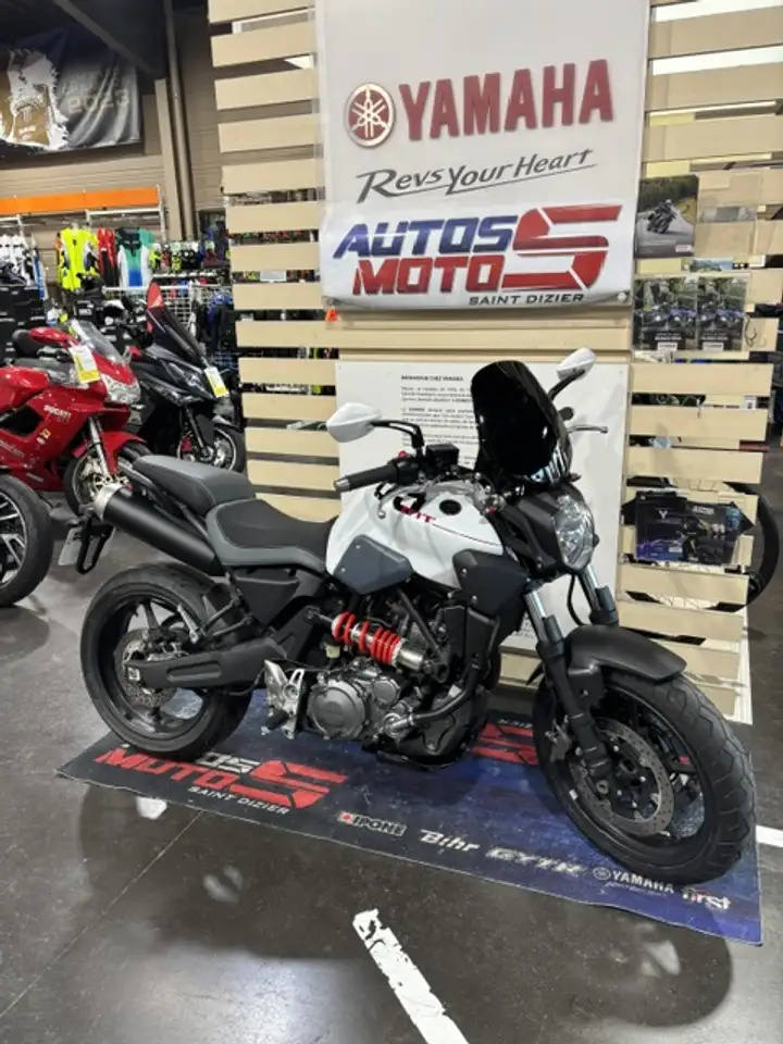 Yamaha MT-03