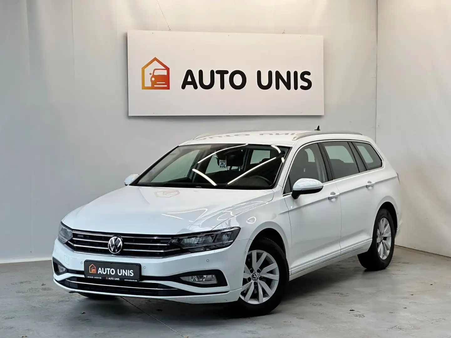 Volkswagen Passat Variant Led Navi Cruise Camera Weiß - 1