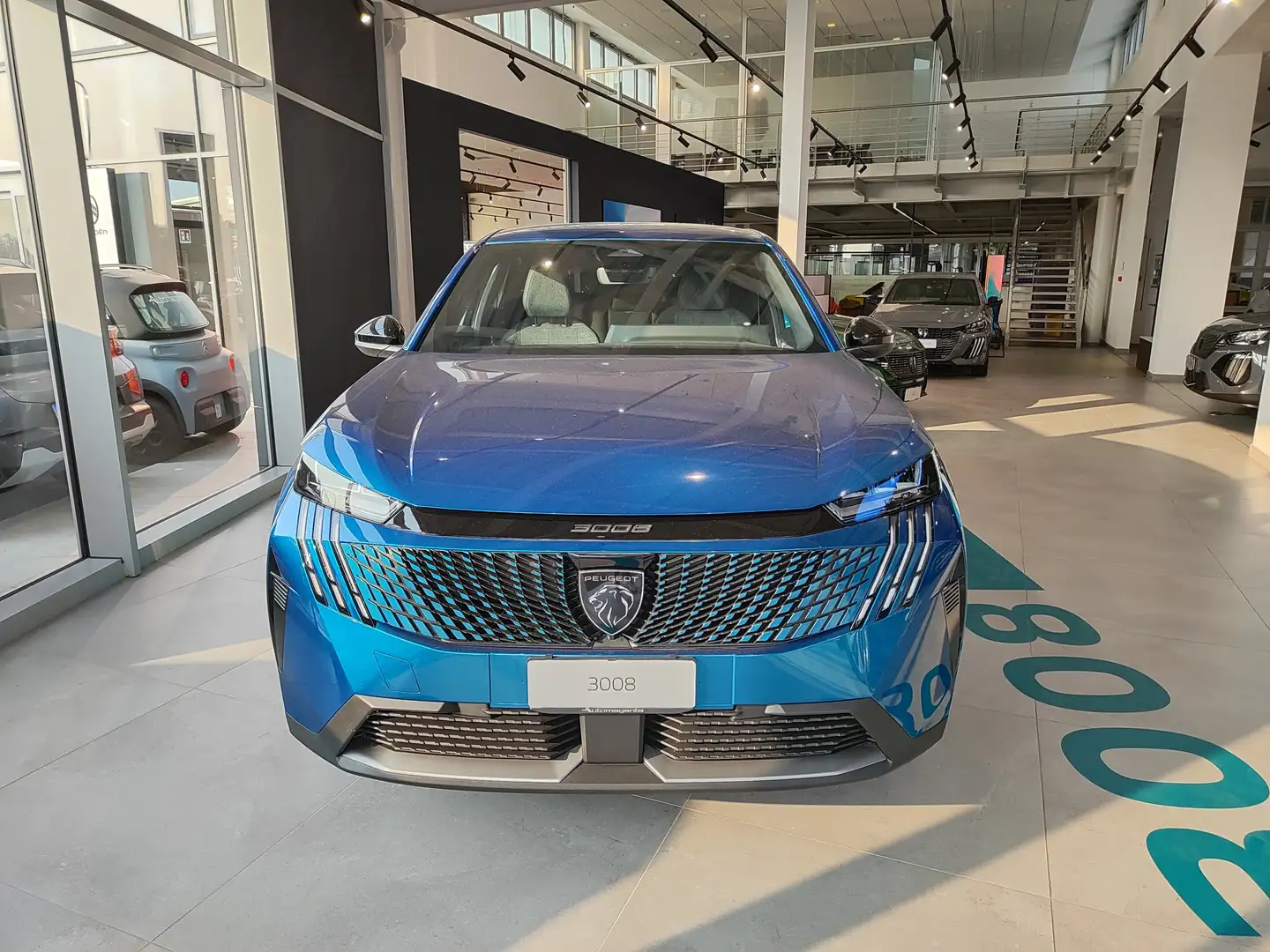 Peugeot 3008 1.2 Hybrid 145cv DCS6 ALLURE+PANORAMIC NAVI KM0 Blau - 2