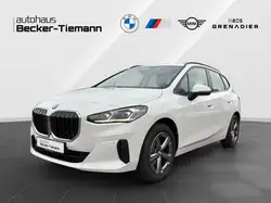 Bmw 220 i Active Tourer/ Adapt.LED/ AHK/ Komfortzugang/ Pr