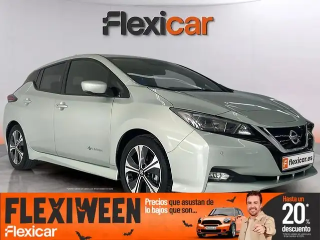 Nissan Leaf 40kWh N-Connecta Bitono