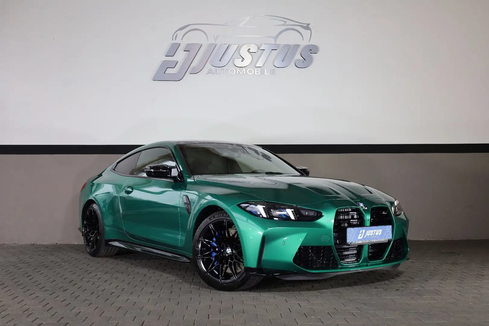 BMW M4 Coupe xDriveCompetition/Carbon/DEUTSCH/R19*20 Grün - 1