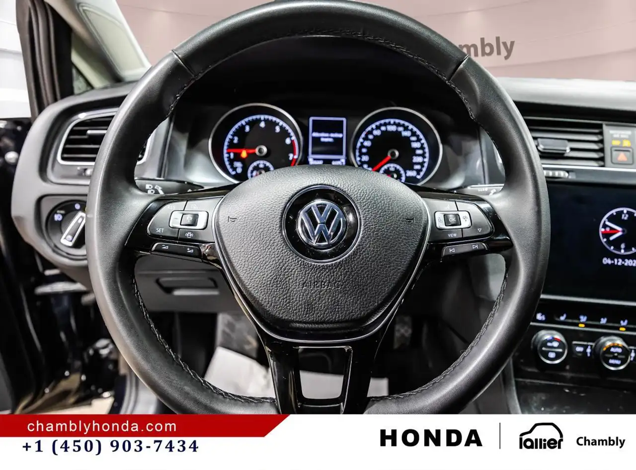 Volkswagen Golf снимка Volkswagen Golf