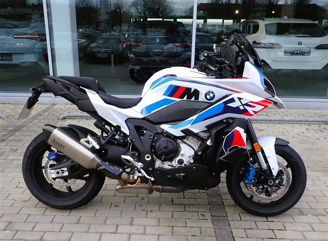 BMW M 1000 XR