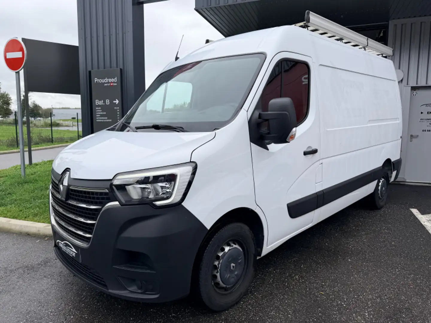 Renault Master F3300 L2H2 2.3 DCI 135CH GRAND CONFORT E6 Weiß - 1