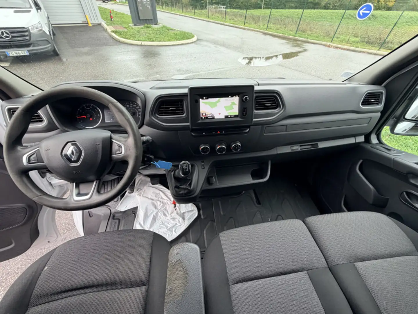 Renault Master F3300 L2H2 2.3 DCI 135CH GRAND CONFORT E6 Weiß - 2