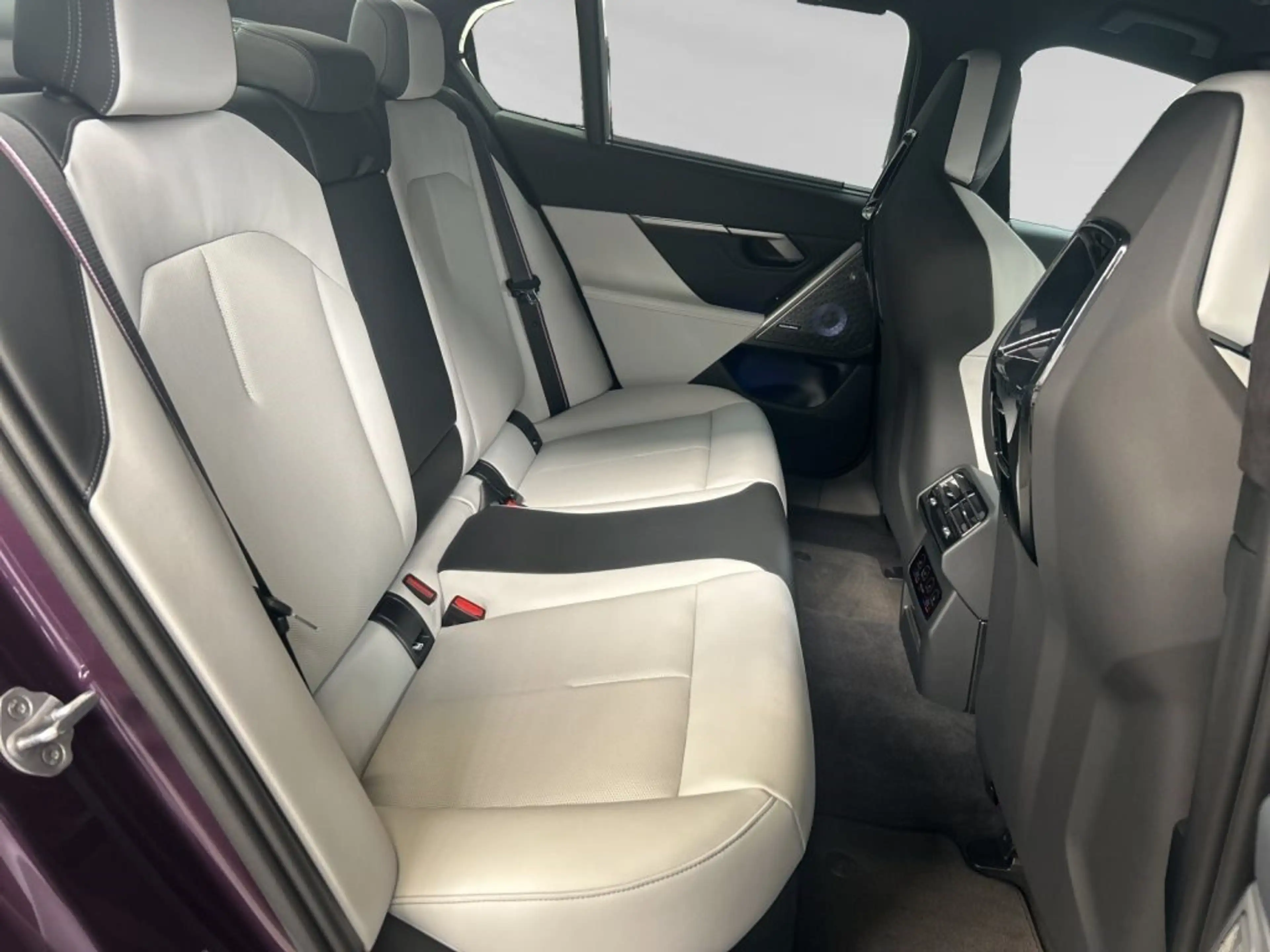 BMW M5 Limousine *Daytonaviolett*|M Driver'sPackage — photo 15
