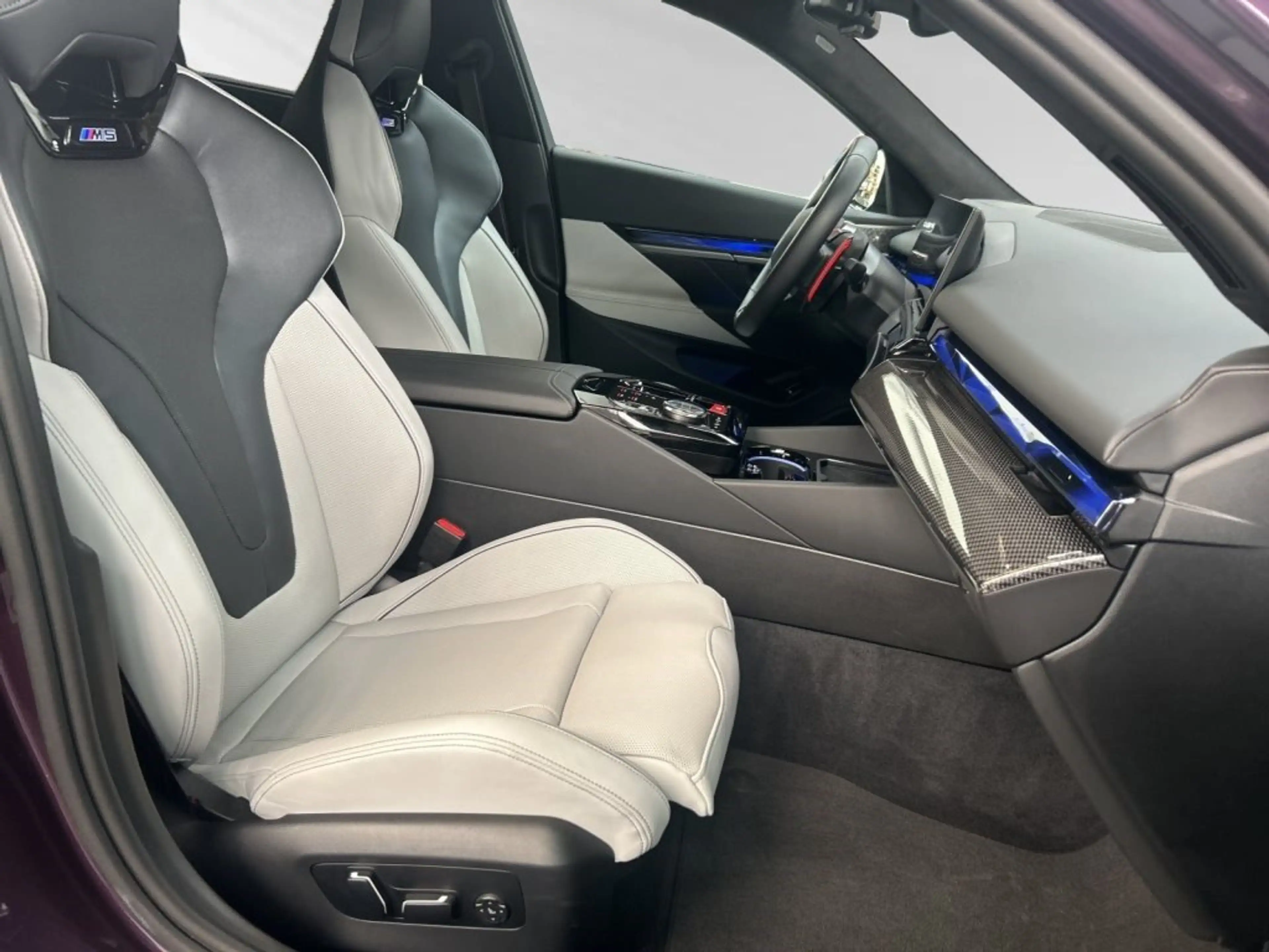 BMW M5 Limousine *Daytonaviolett*|M Driver'sPackage — photo 9