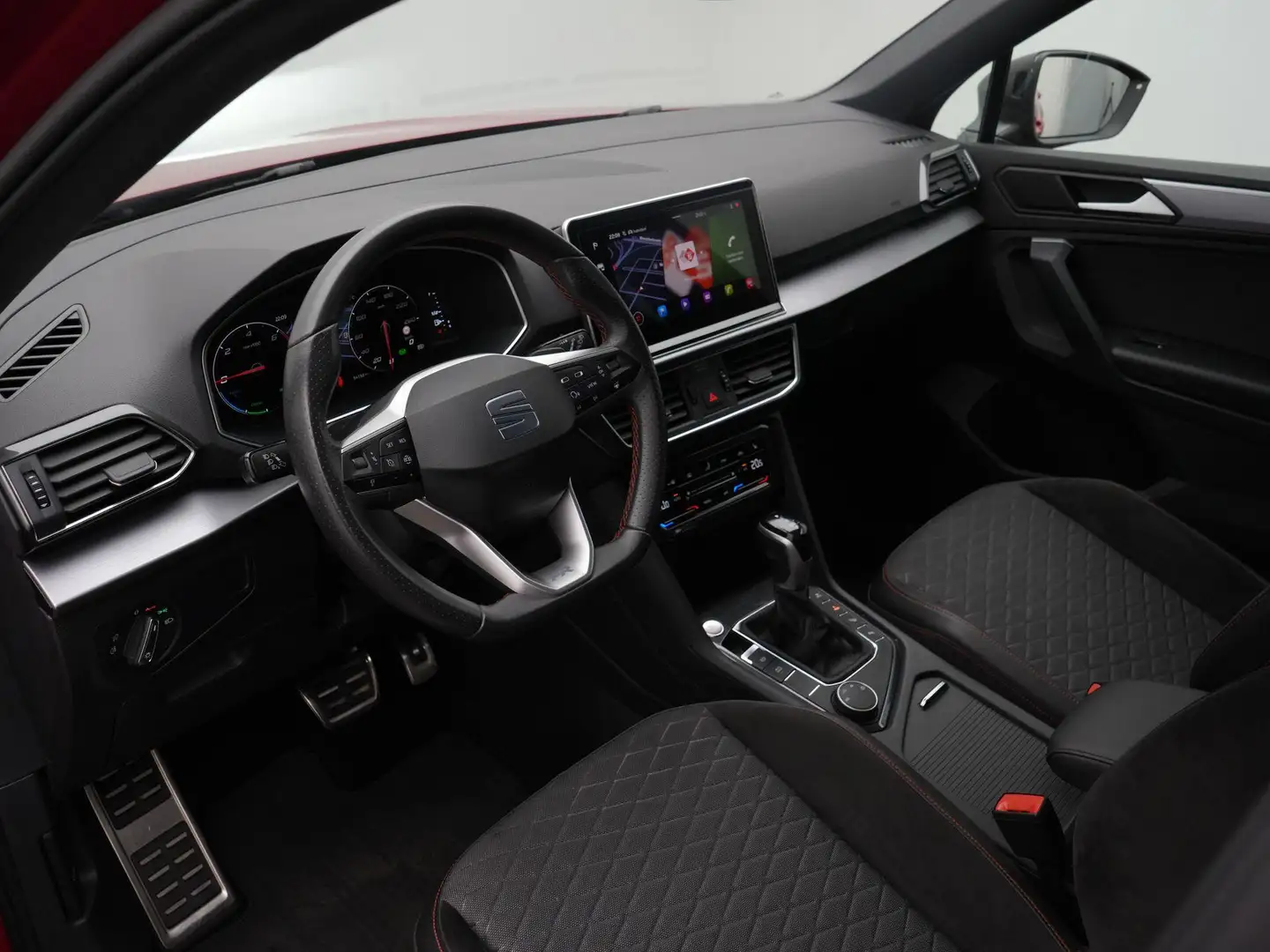 SEAT Tarraco 1.4 TSI 245 pk DSG e-Hybrid PHEV FR | Trekhaak | G Rood - 2
