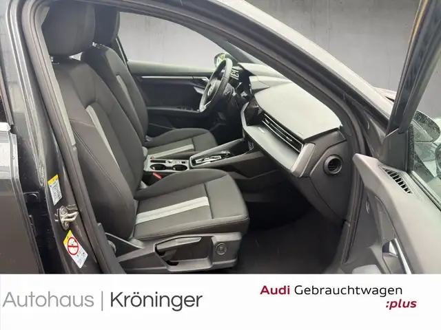 Audi A3 view 9