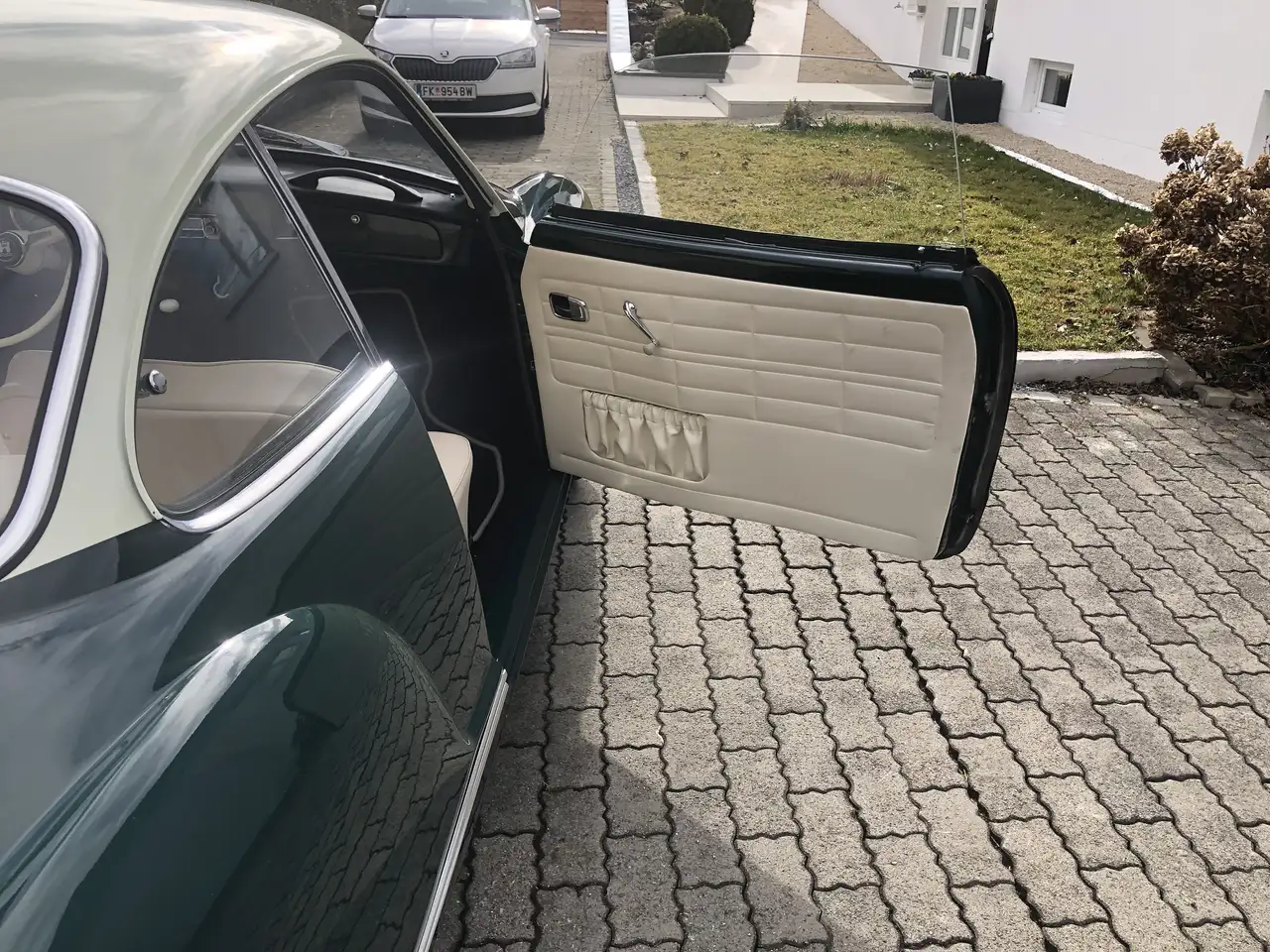 Volkswagen Karmann Ghia Voll Restauriert .. es sind viele Neuteile verbaut, foto 8