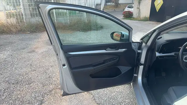 Volkswagen Unknown Model view 7