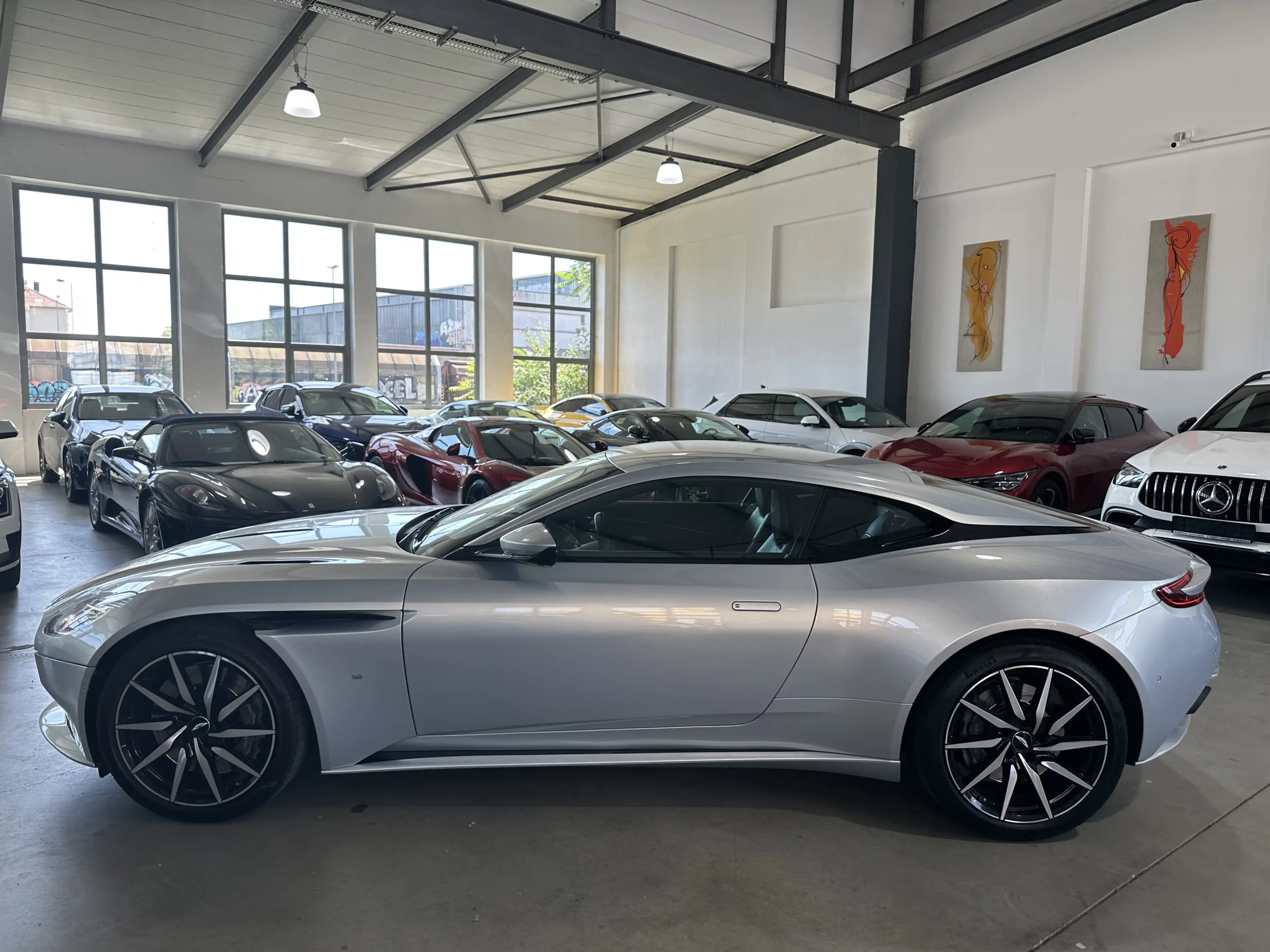 Aston Martin DB11 V 12 Launch Edition B&O 360 U-Frei — photo 9