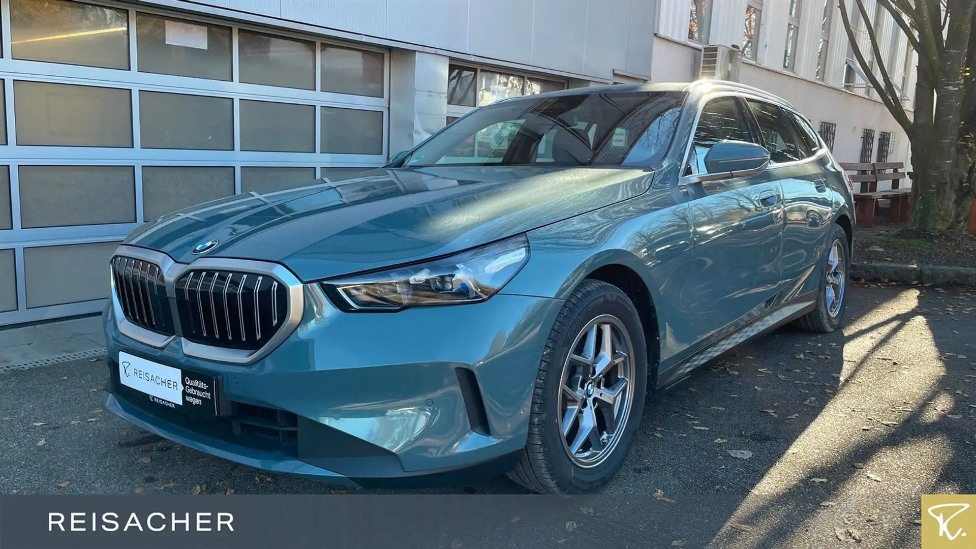 BMW 520 dA tou Navi,AHK,elSitze,Sitzbelü,h&k,adLED Vert - 1