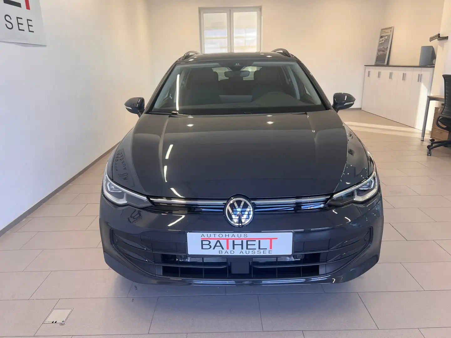 Volkswagen Golf Variant Life mHeV DSG Gris - 2