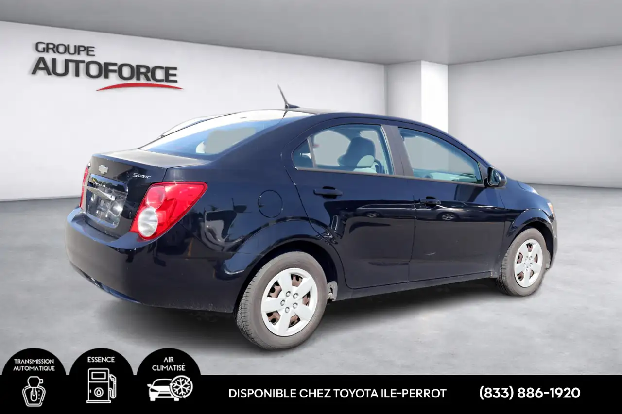 Chevrolet Sonic photo Chevrolet Sonic