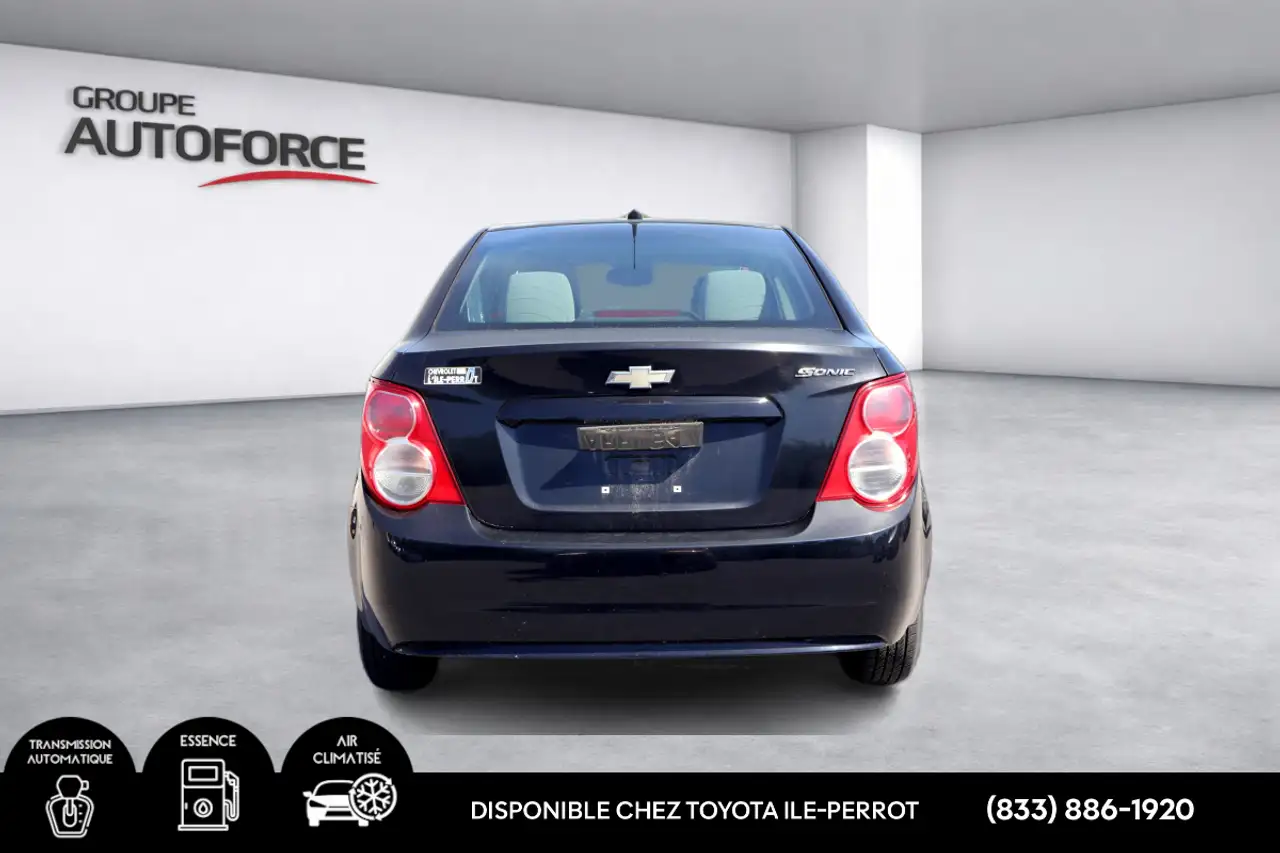 Chevrolet Sonic photo Chevrolet Sonic