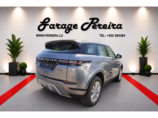 Land Rover Range Rover Evoque view 3