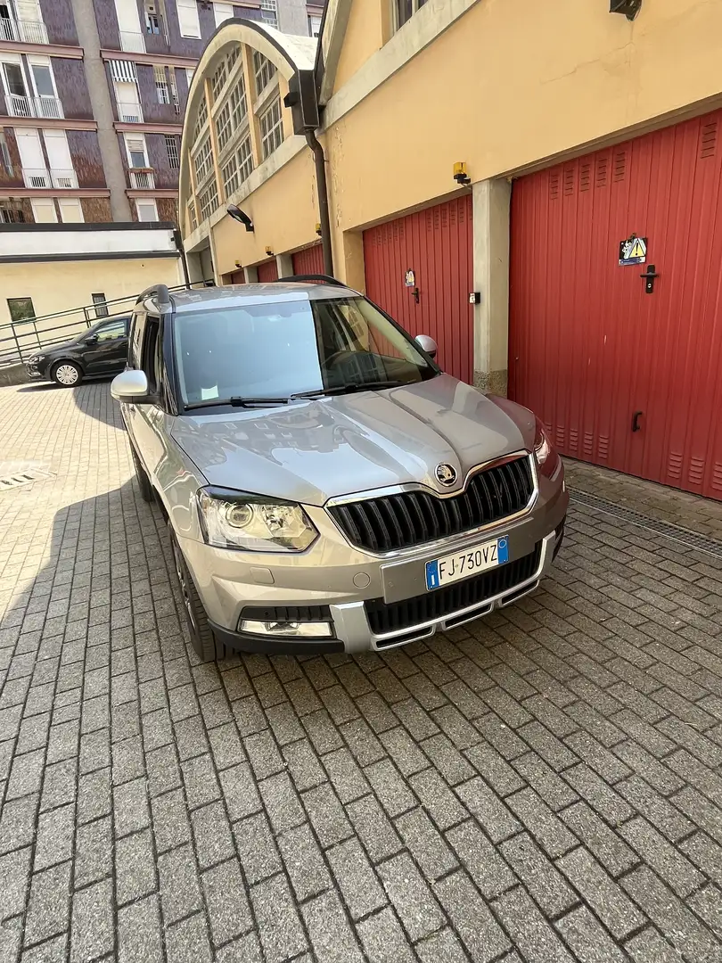 Skoda Yeti Outdoor 1.2 tsi Design Edition 110cv my17 - 1