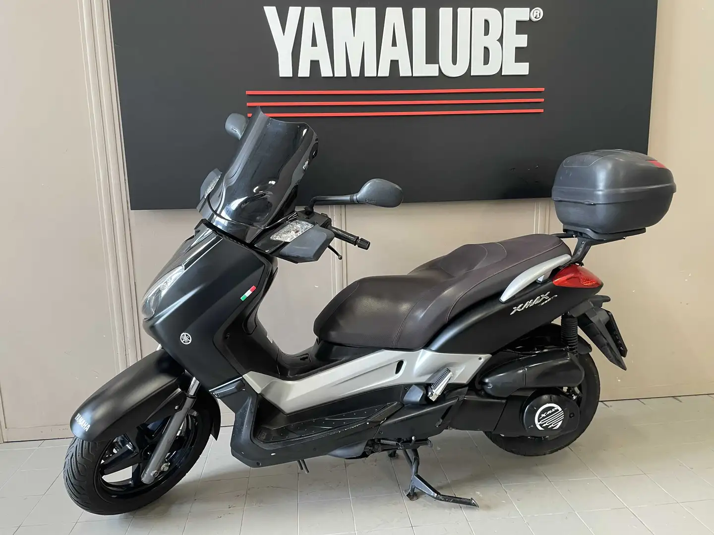 Yamaha X-Max 250 Noir - 2