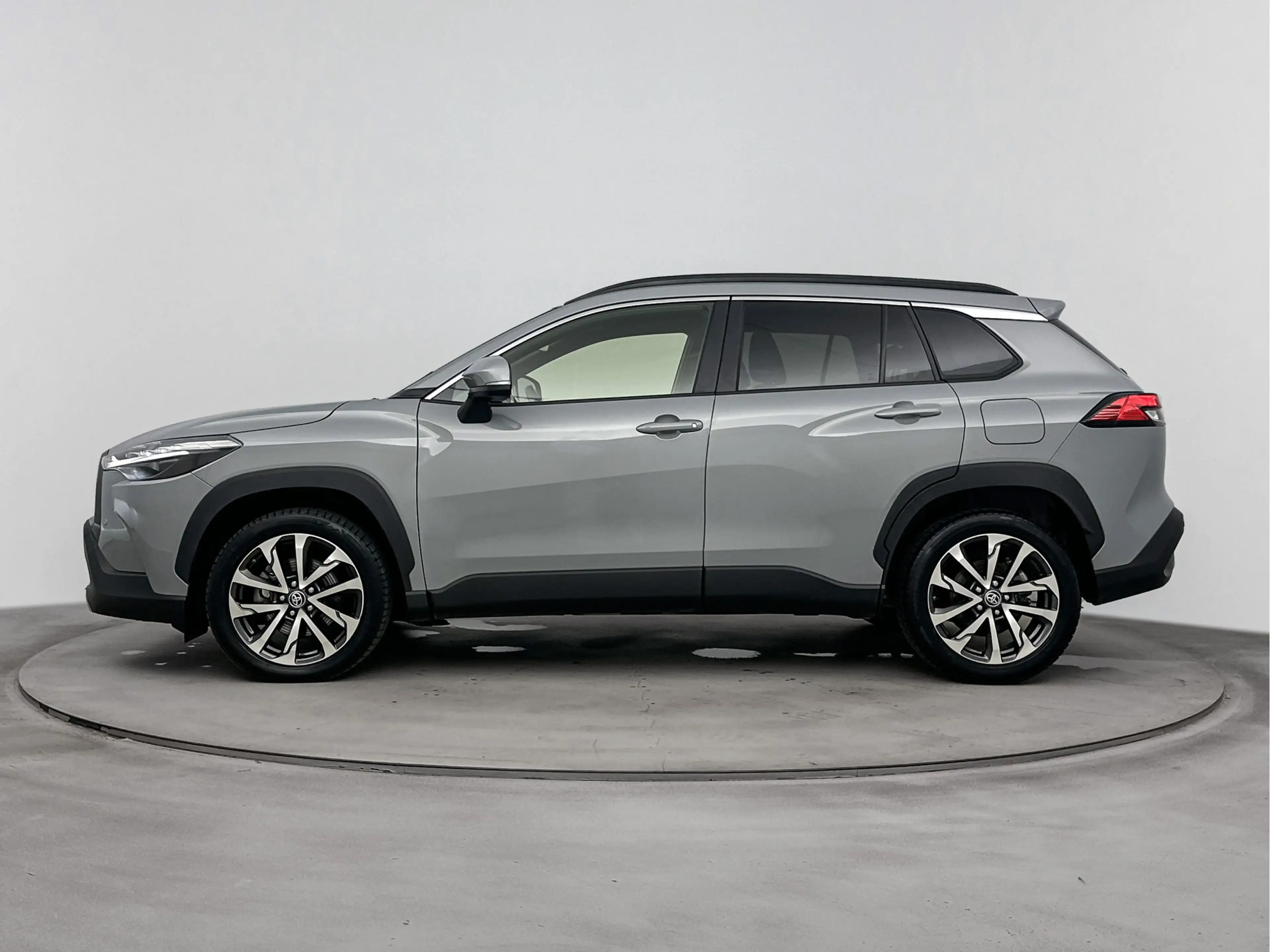 Toyota Corolla Cross Hybrid 140 Dynamic Limited | Parkeersensoren V+A | — photo 3