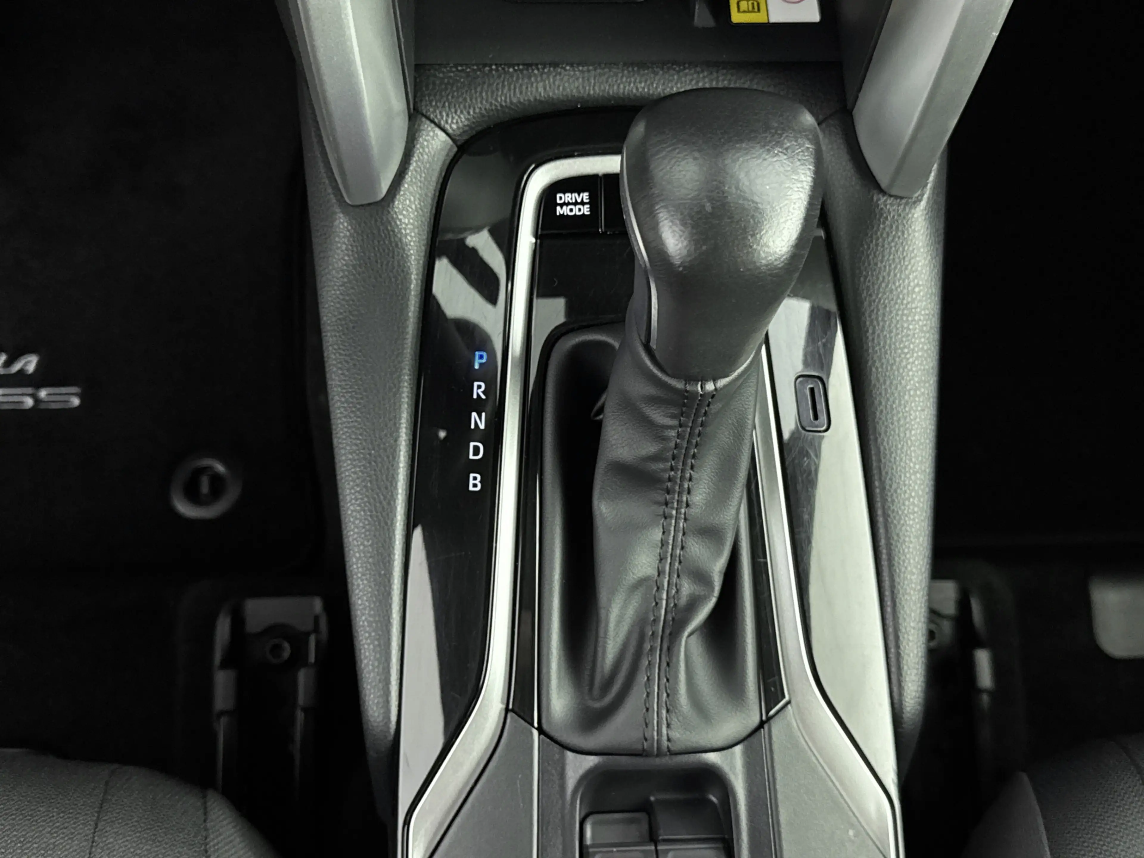 Toyota Corolla Cross Hybrid 140 Dynamic Limited | Parkeersensoren V+A | — photo 10