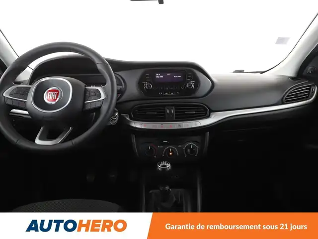Fiat Tipo view 12