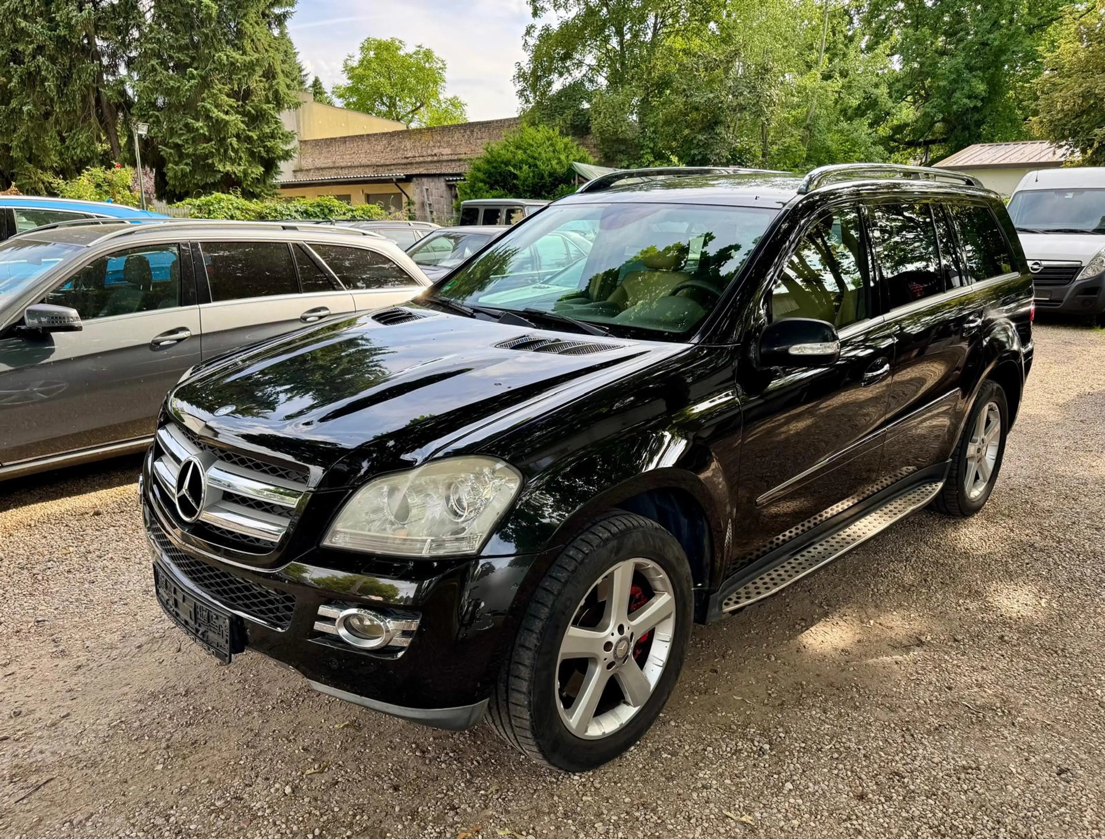 Mercedes-Benz GL 320 CDI 4 MATIC Navi 7 Sitzer Leder 20 Zoll Alu DPF