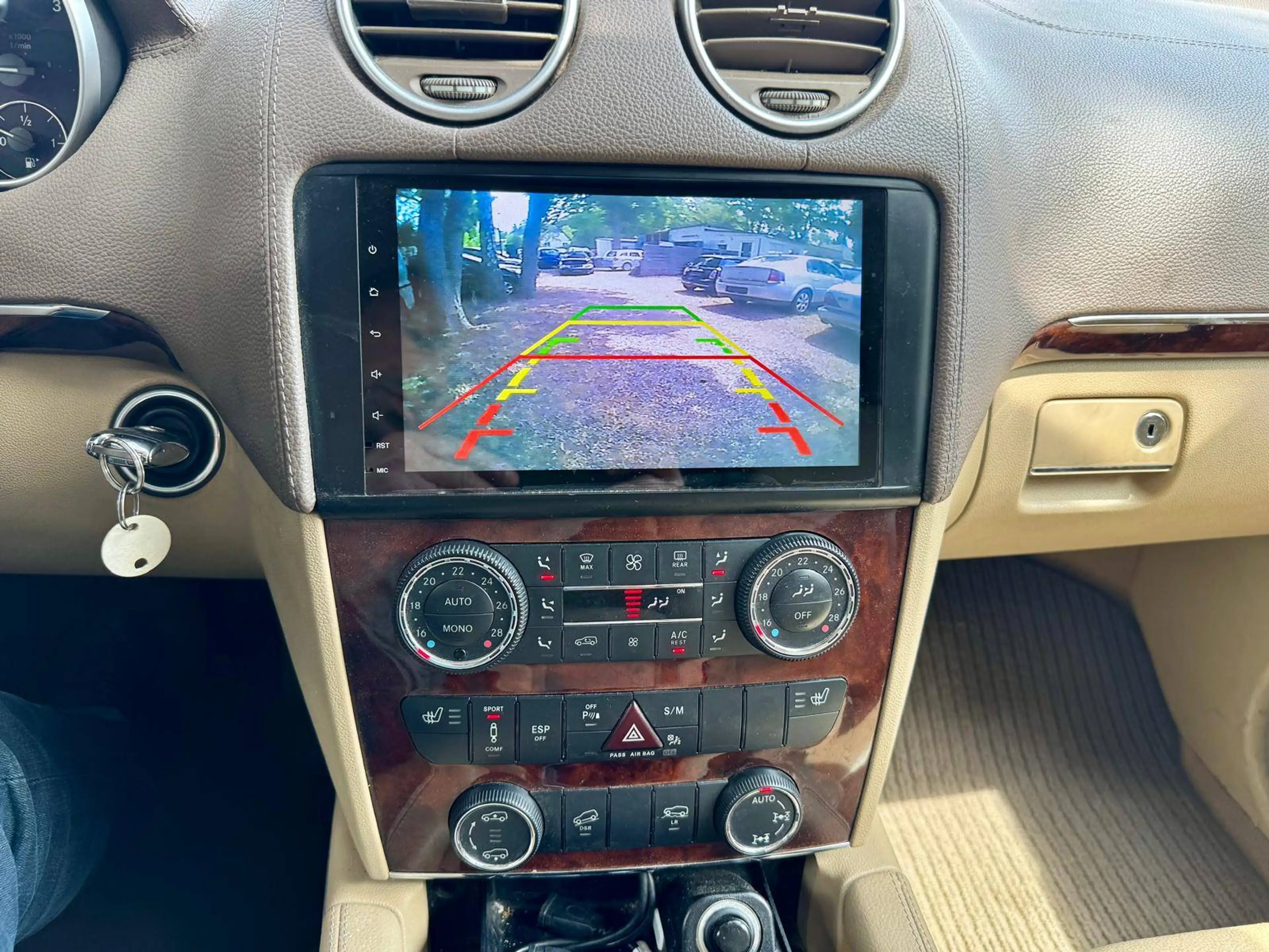 Mercedes-Benz GL 320 CDI 4 MATIC Navi 7 Sitzer Leder 20 Zoll Alu DPF — photo 6