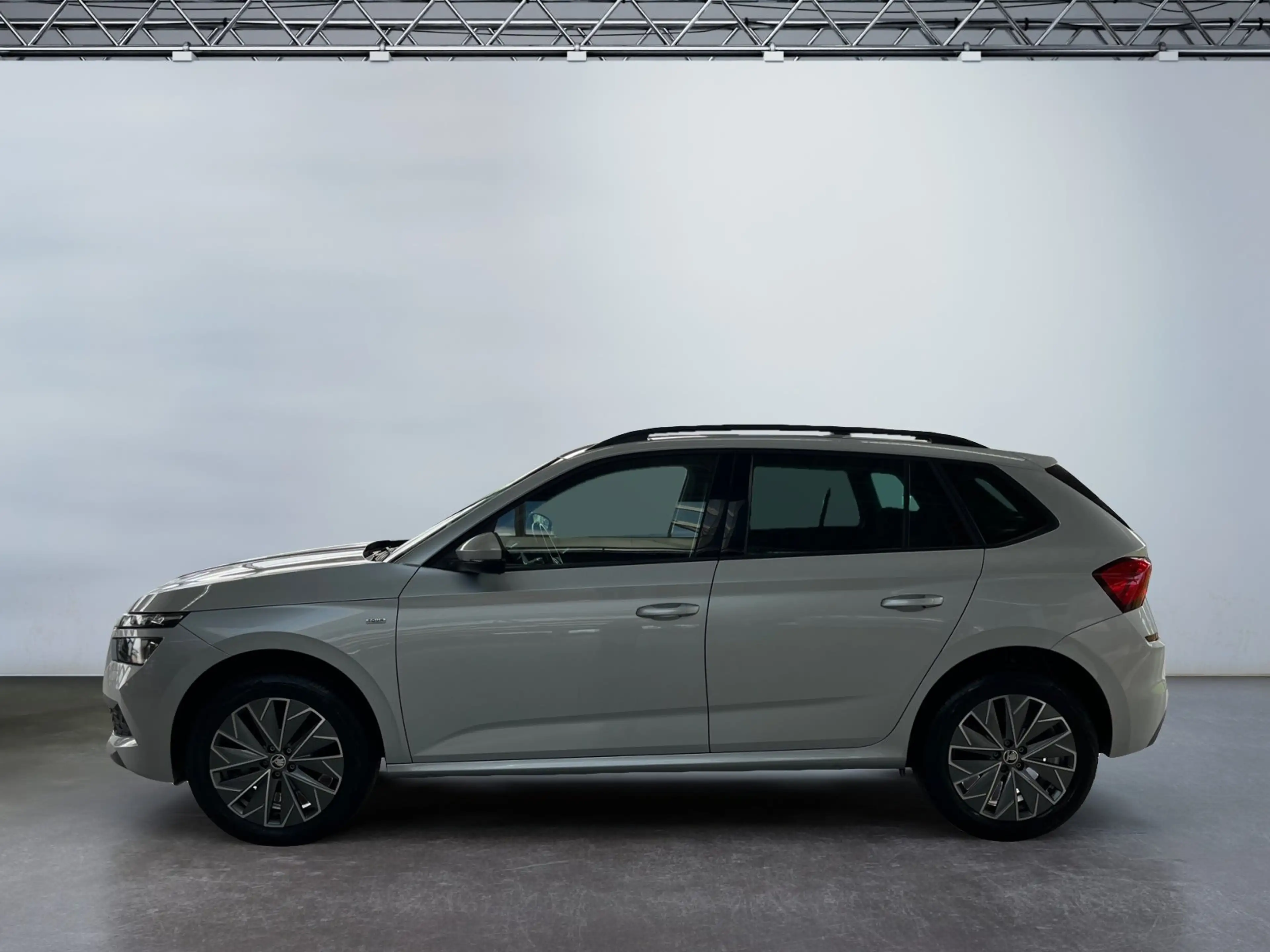 Skoda Kamiq Tour 1.0 TSI DSG Abstandstempomat — photo 3